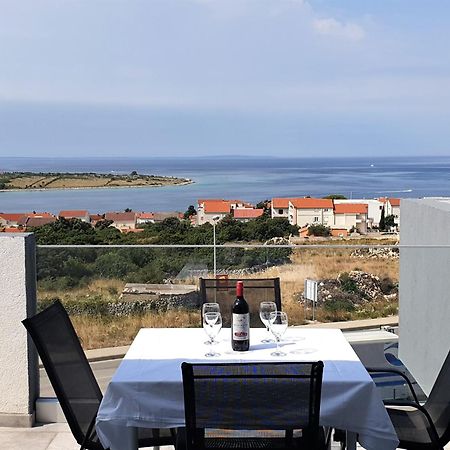 Villa Apartments Anifil Novalja Buitenkant foto